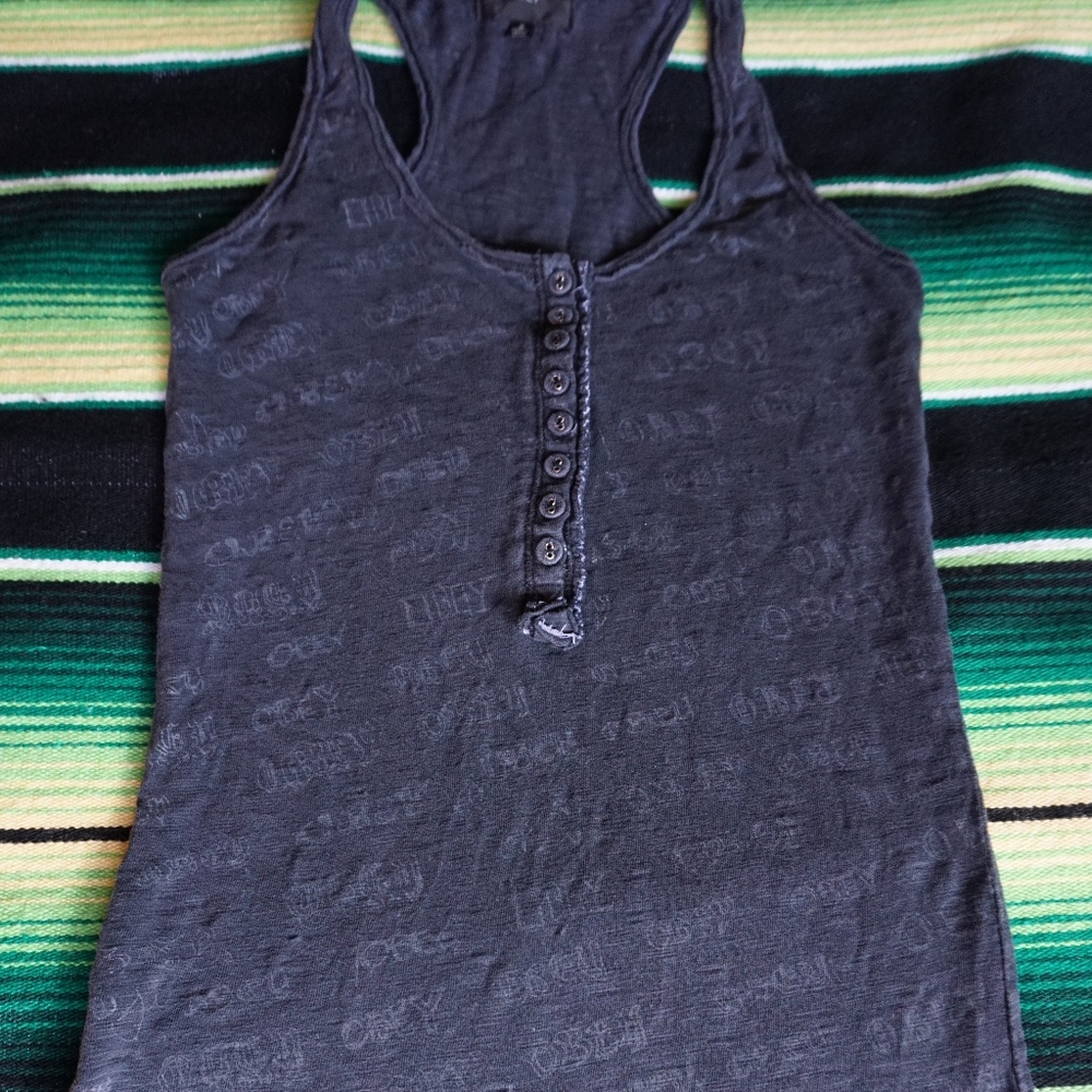 OBEY tank